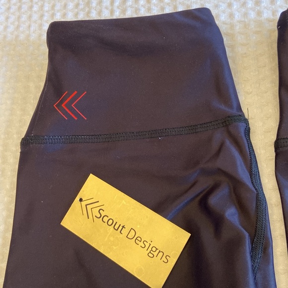NEW! $78 SCOUT DESIGNS XS SMALL Black Leggings Red Stripes - Picture 14 of 16